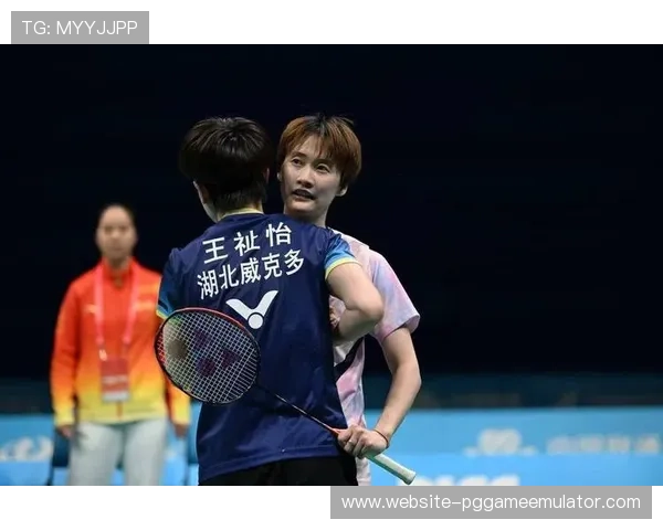 轮椅上的陈雨菲：一夜冰敷后的银牌与永不认输的眼神